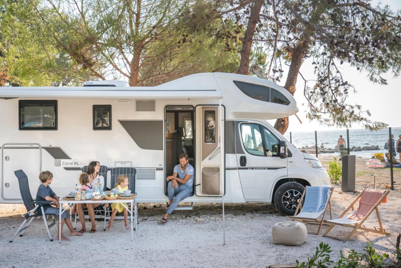 Falkensteiner Premium Mobile Homes And Camping Zadar Exterior photo